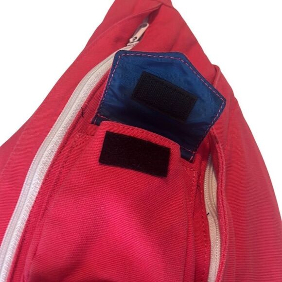 Kavu Pink Cotton Adjustable Strap Multiple Zip Pockets Sling Backpack - Picture 8 of 13